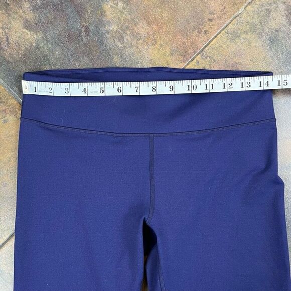 Fabletics Athletic Wear Cropped Pants Medium - Picture 2 of 8